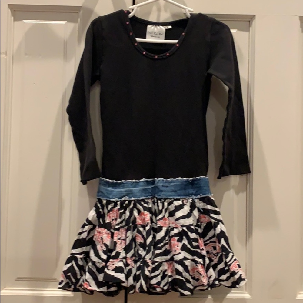 Girls dress